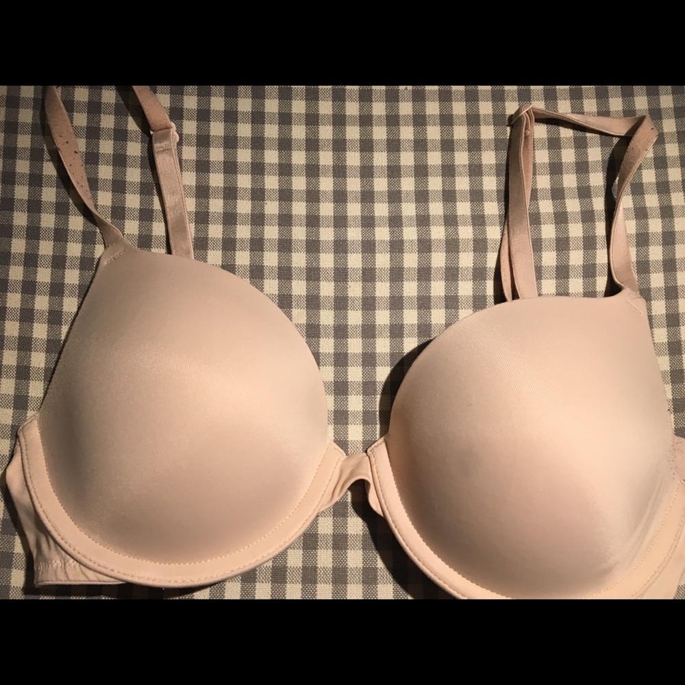 Light beige bra by PINK